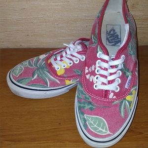 NWOT Vans Women's Pink Floral Print Shoes (Wom 7 Men 5.5)